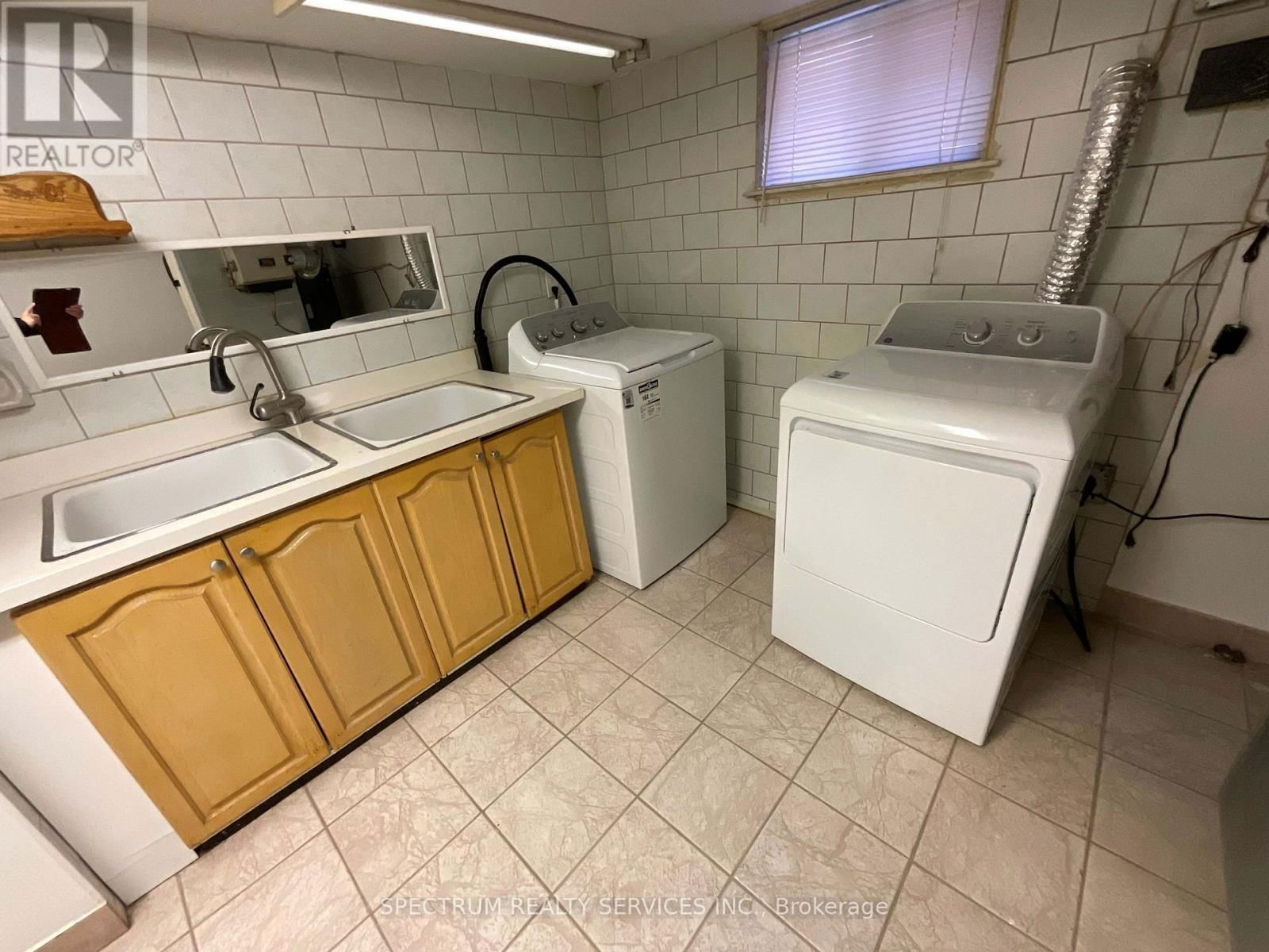 129 TAVISTOCK ROAD Image 14