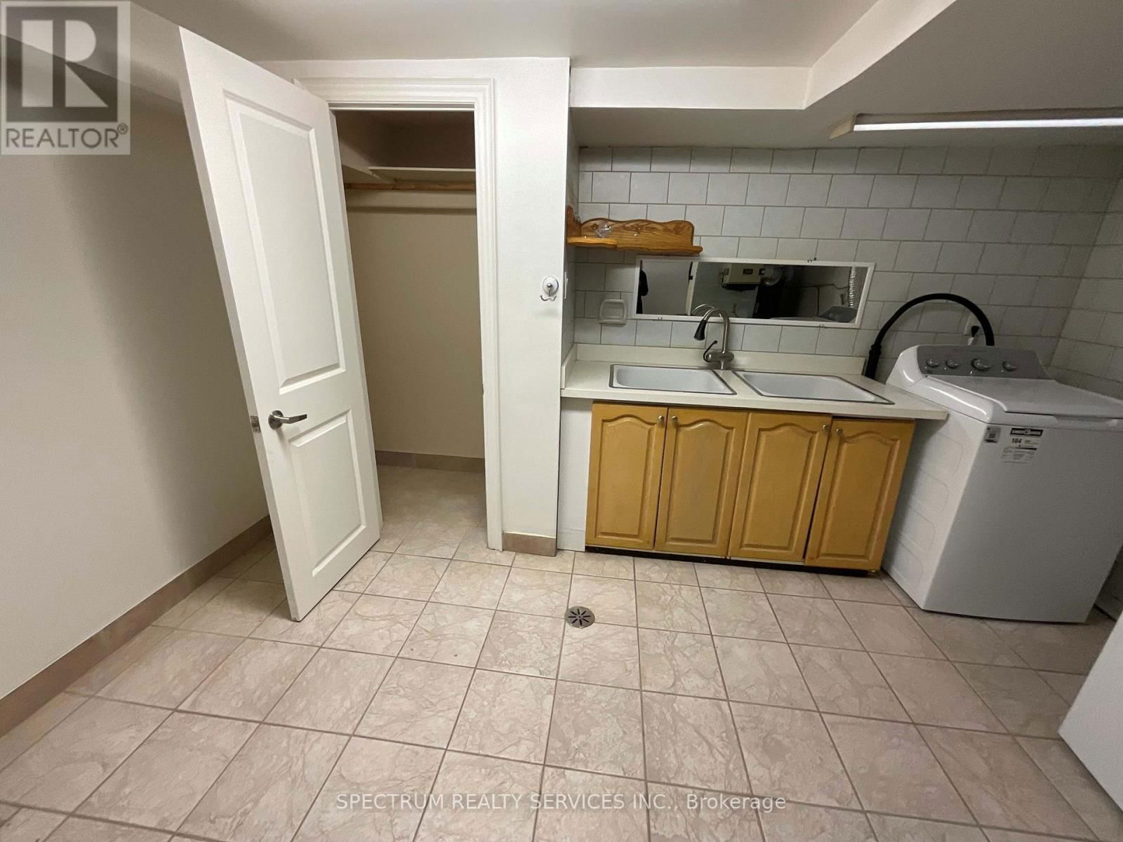 129 TAVISTOCK ROAD Image 15
