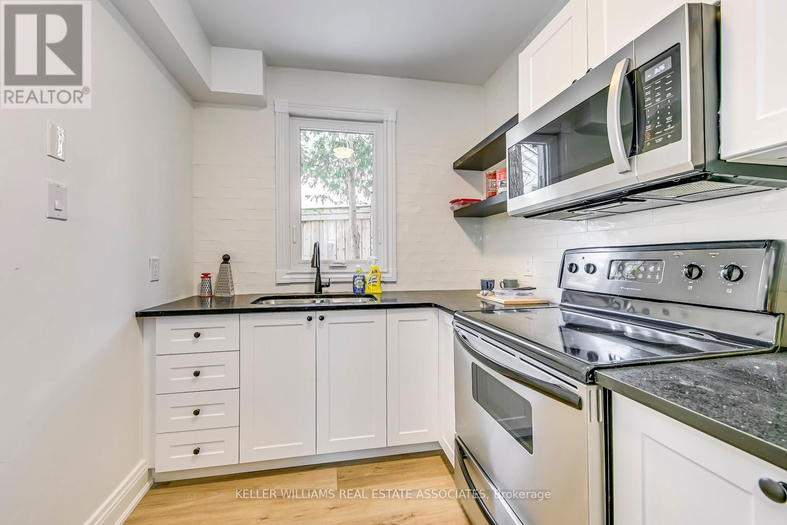 4 - 1182 LINBROOK ROAD Image 15