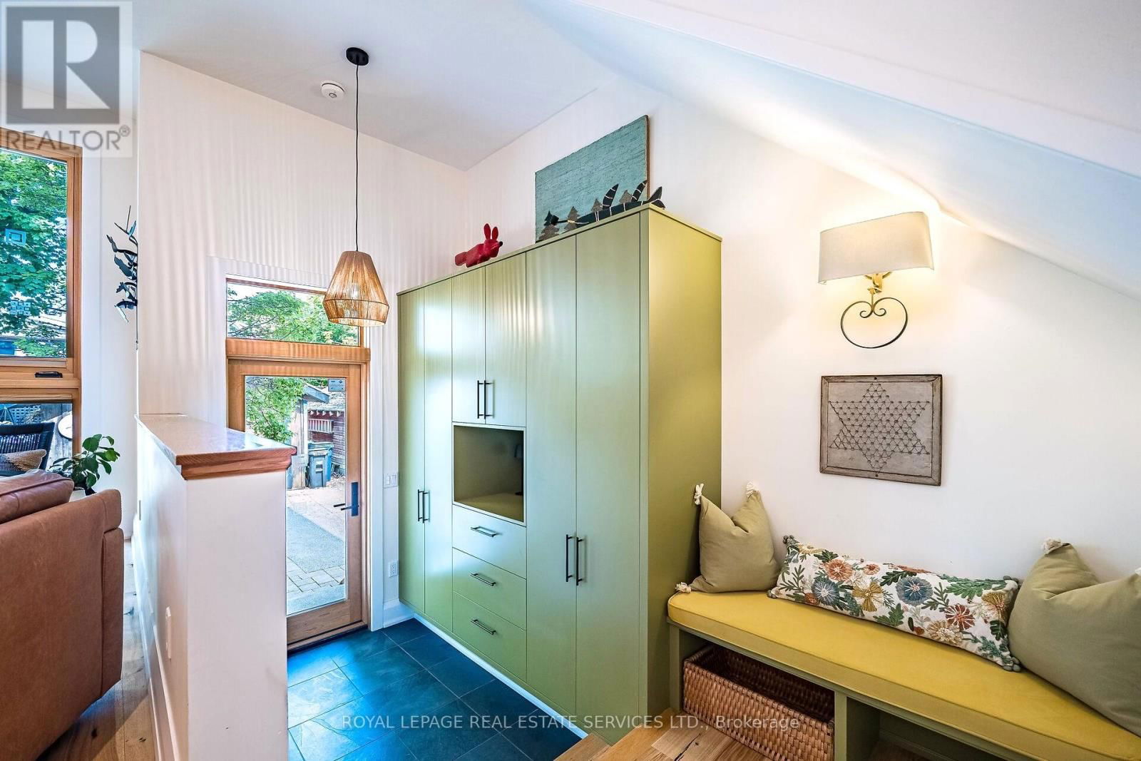 39 EIGHTH STREET Image 19
