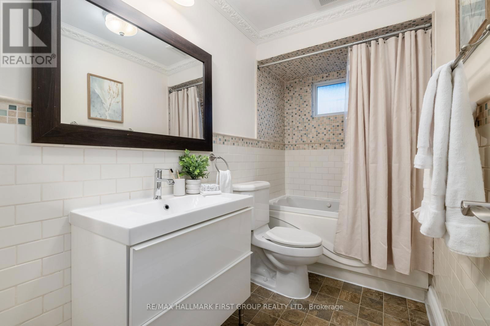 2647 MISENER CRESCENT Image 17