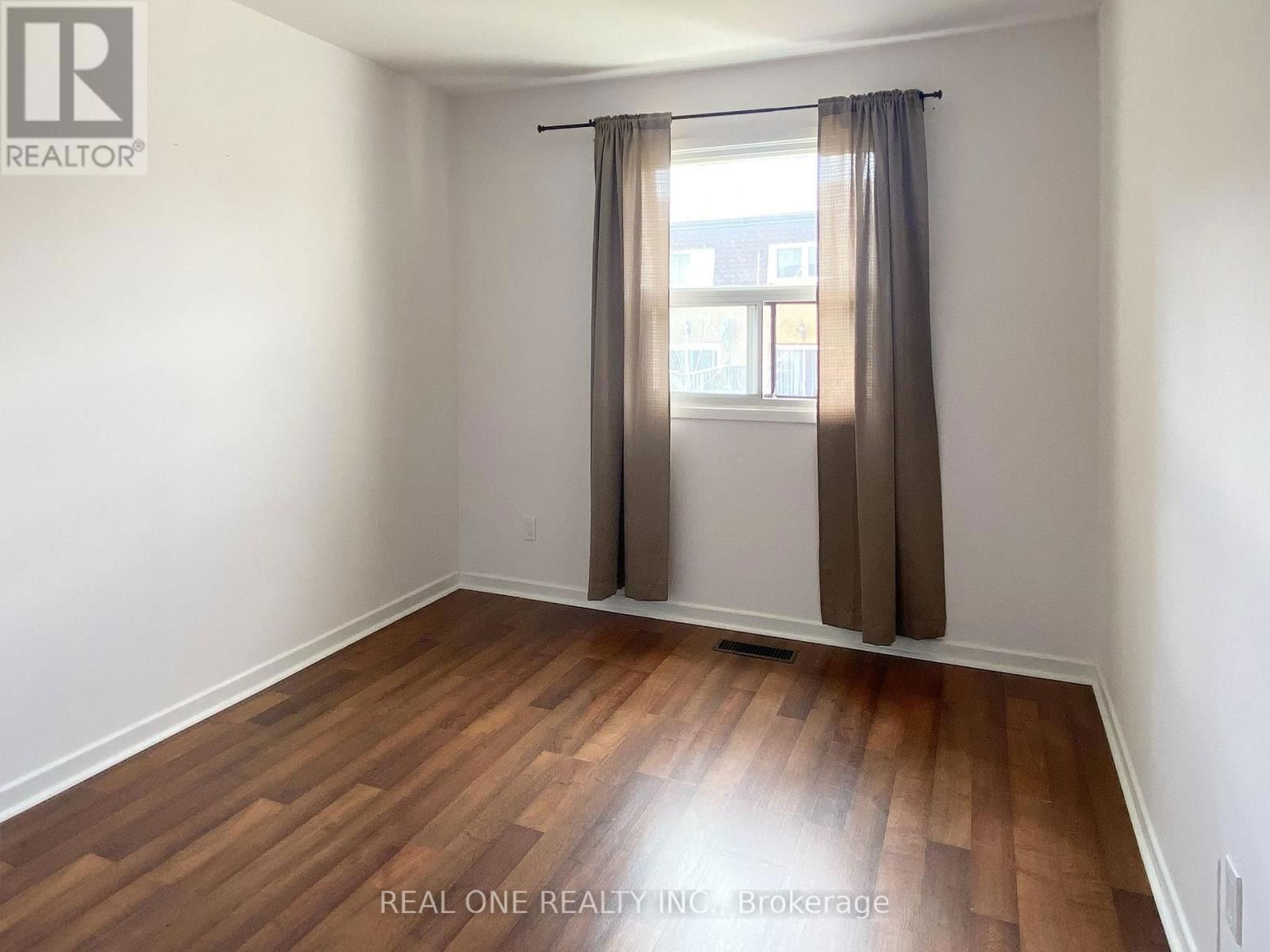 89 - 41 MISSISSAUGA VALLEY BOULEVARD Image 15