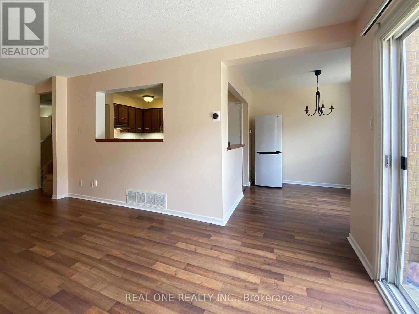 89 - 41 MISSISSAUGA VALLEY BOULEVARD Image 7