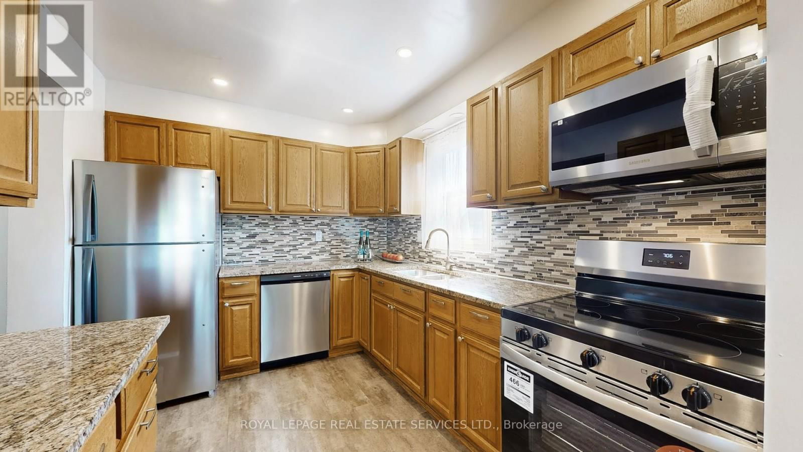 42 - 4111 ARBOUR GREEN DRIVE Image 15