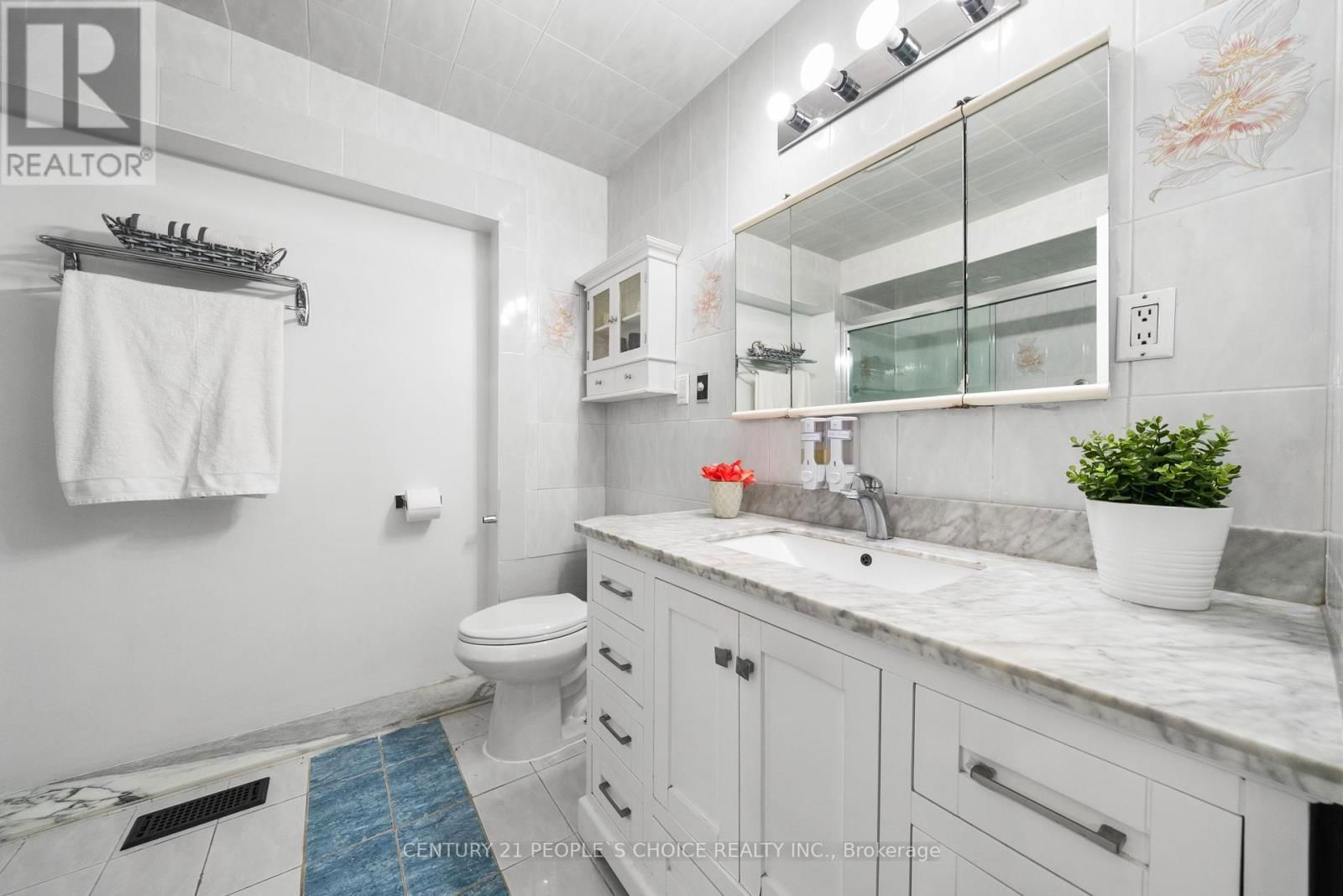 5 ELMHURST DRIVE Image 25