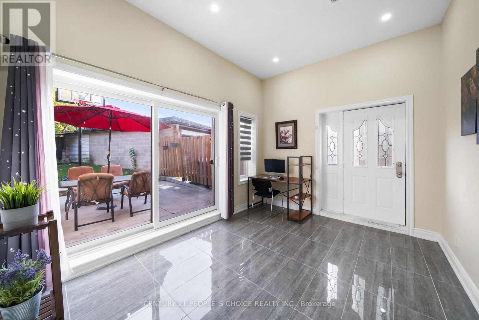 5 ELMHURST DRIVE Image 36