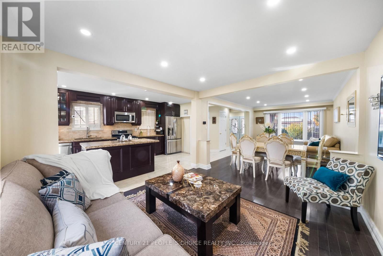 5 ELMHURST DRIVE Image 9