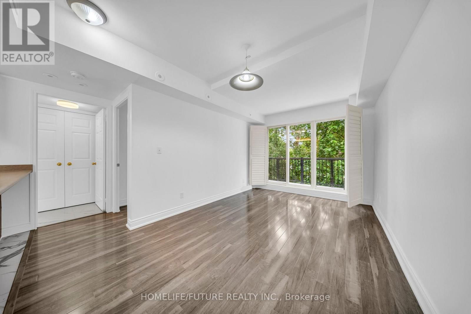 2057 - 3041 FINCH AVENUE WEST Image 3