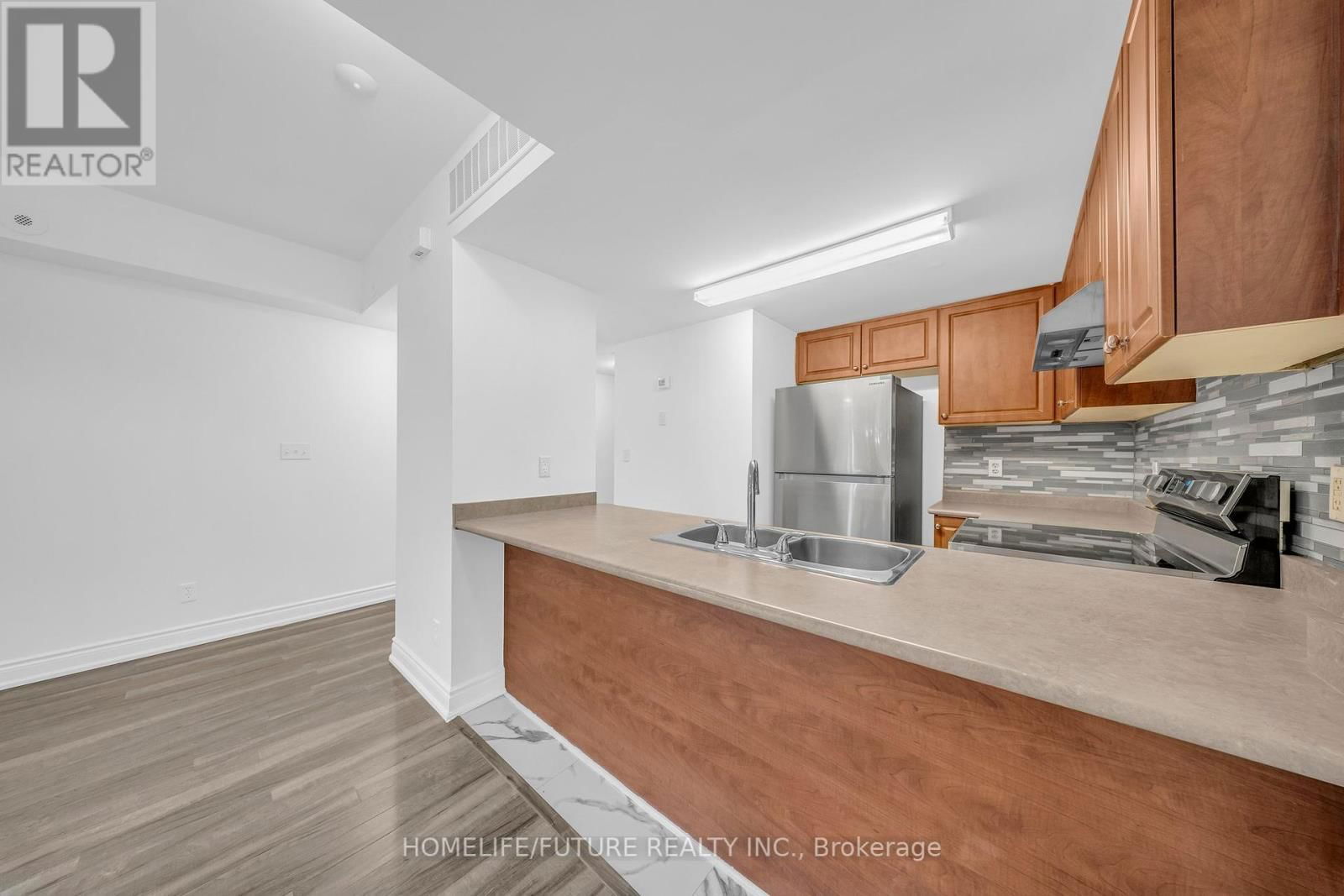 2057 - 3041 FINCH AVENUE WEST Image 8