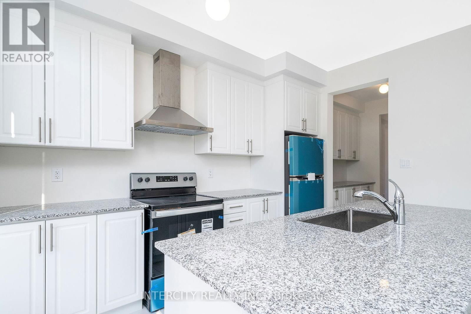 12 QUEENPOST DRIVE Image 12