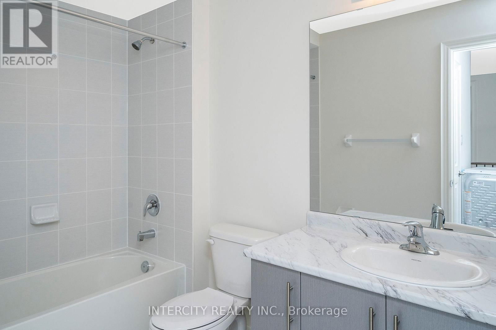 12 QUEENPOST DRIVE Image 28