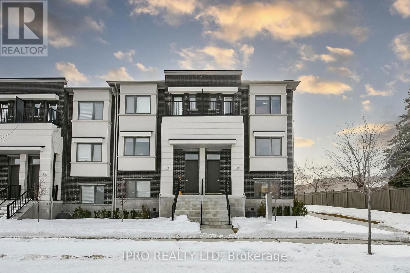 138 LANDSBRIDGE STREET Image 1