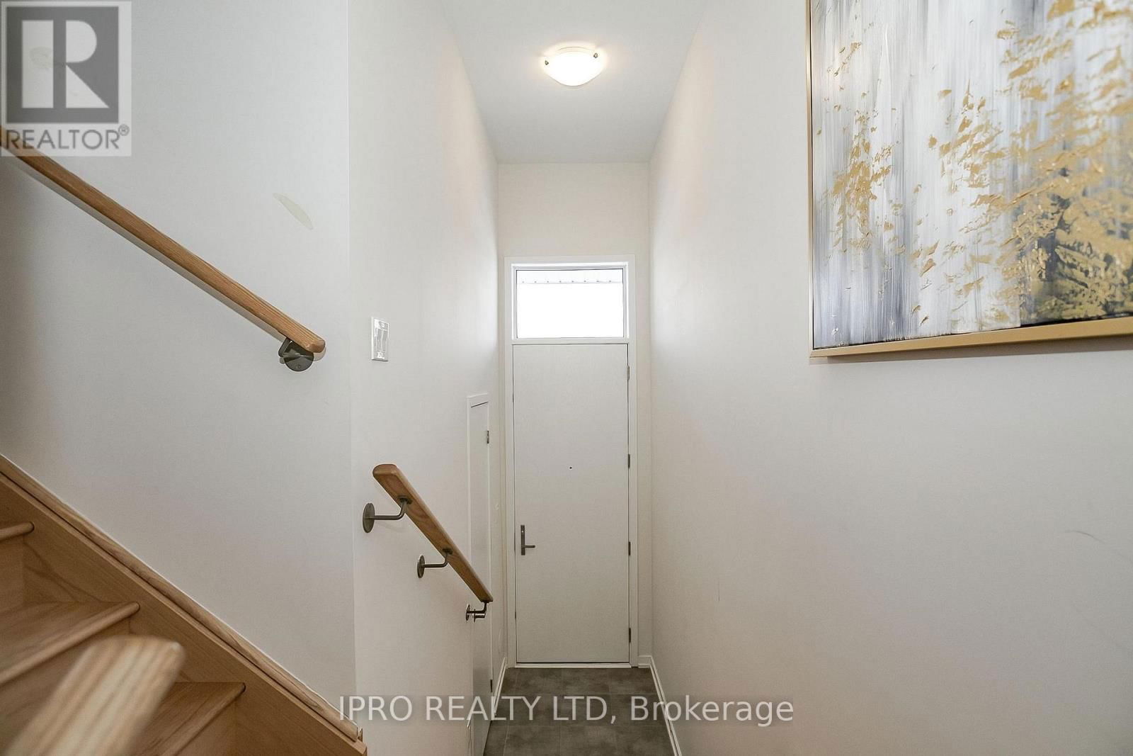 138 LANDSBRIDGE STREET Image 5