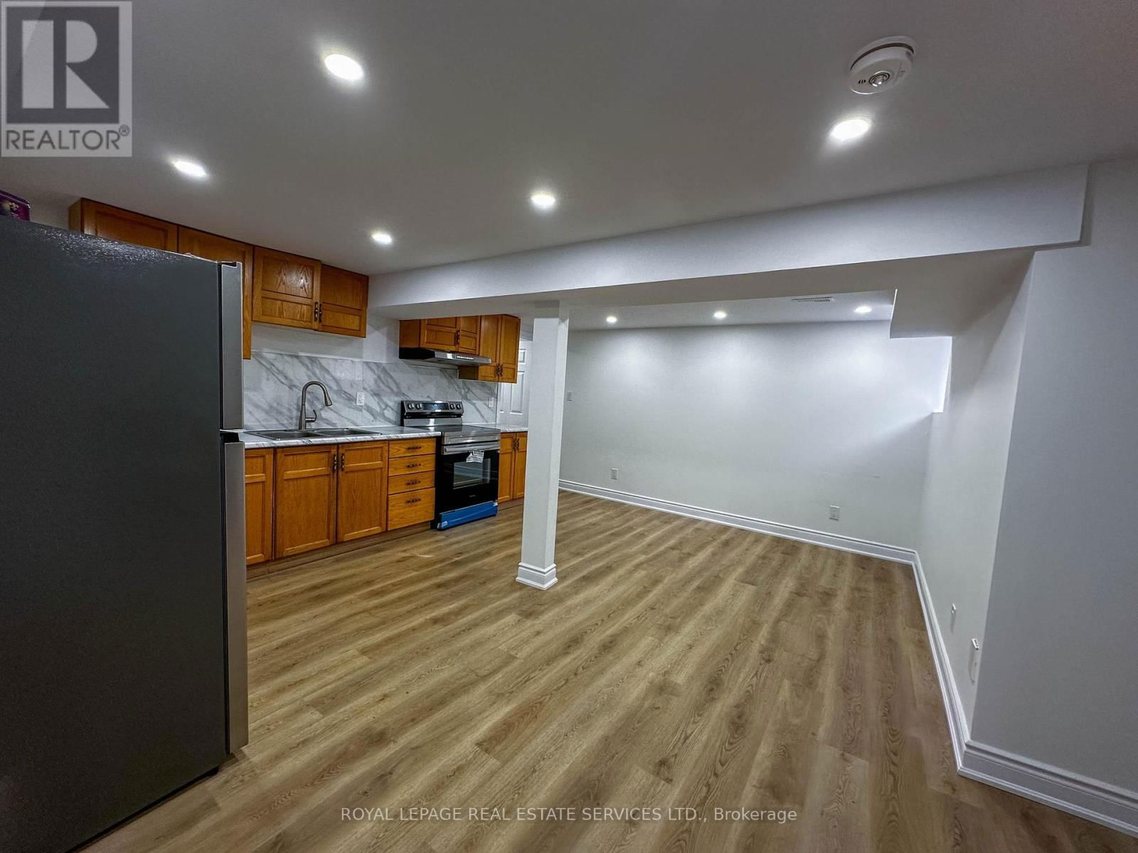 6509 WARBLER LANE Image 3