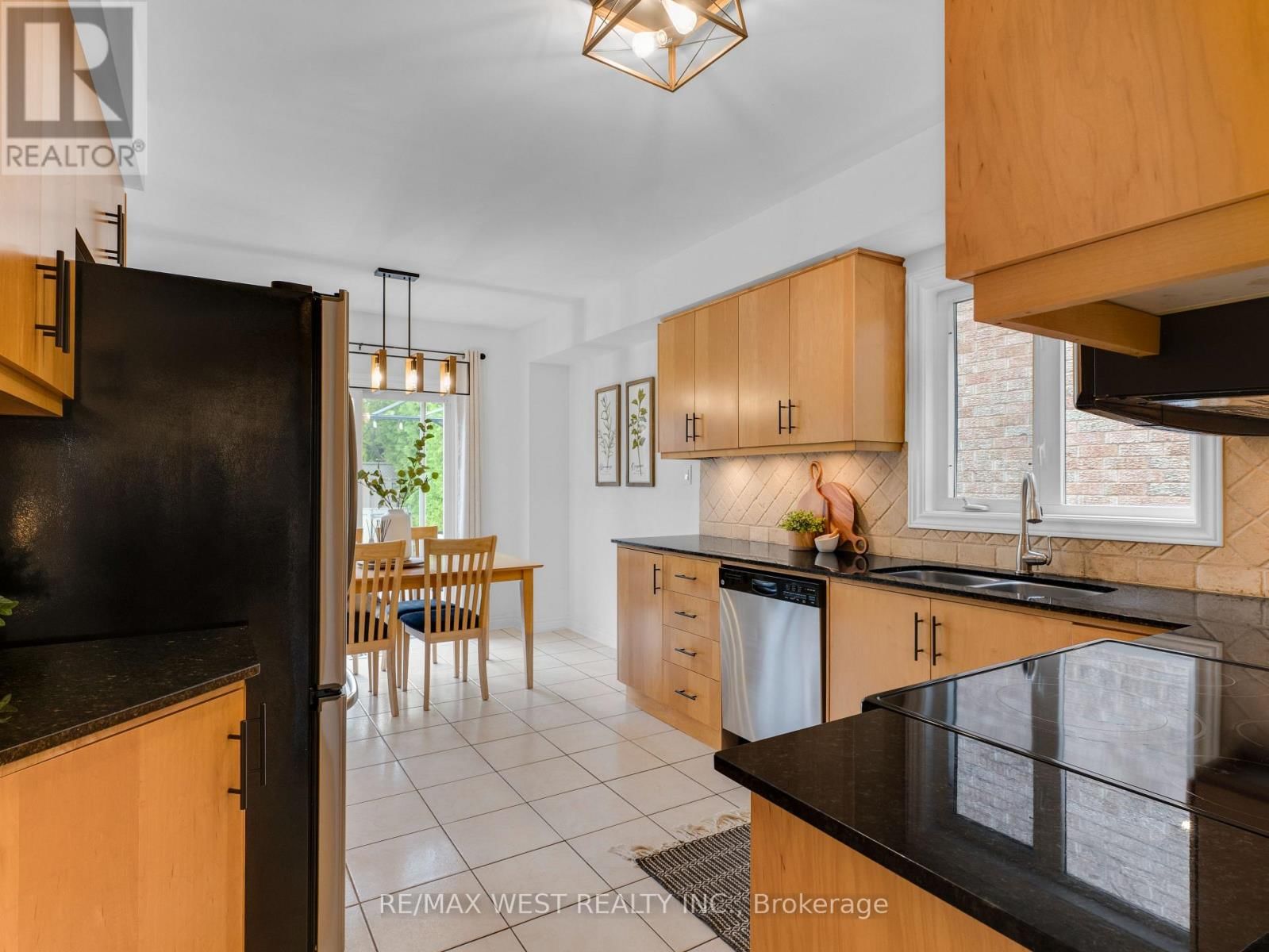 26 SHADY GLEN CRESCENT Image 14
