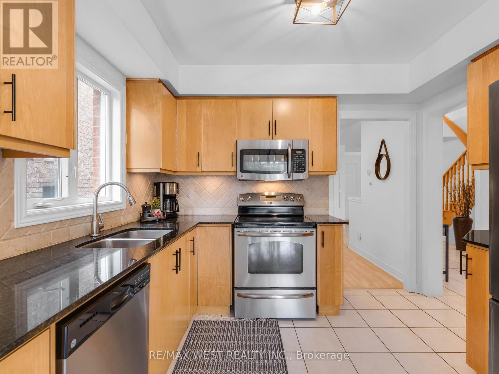 26 SHADY GLEN CRESCENT Image 15