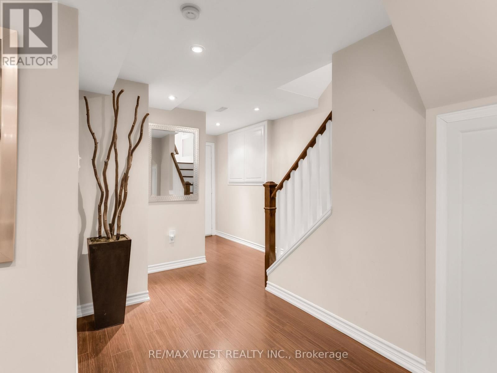 26 SHADY GLEN CRESCENT Image 37