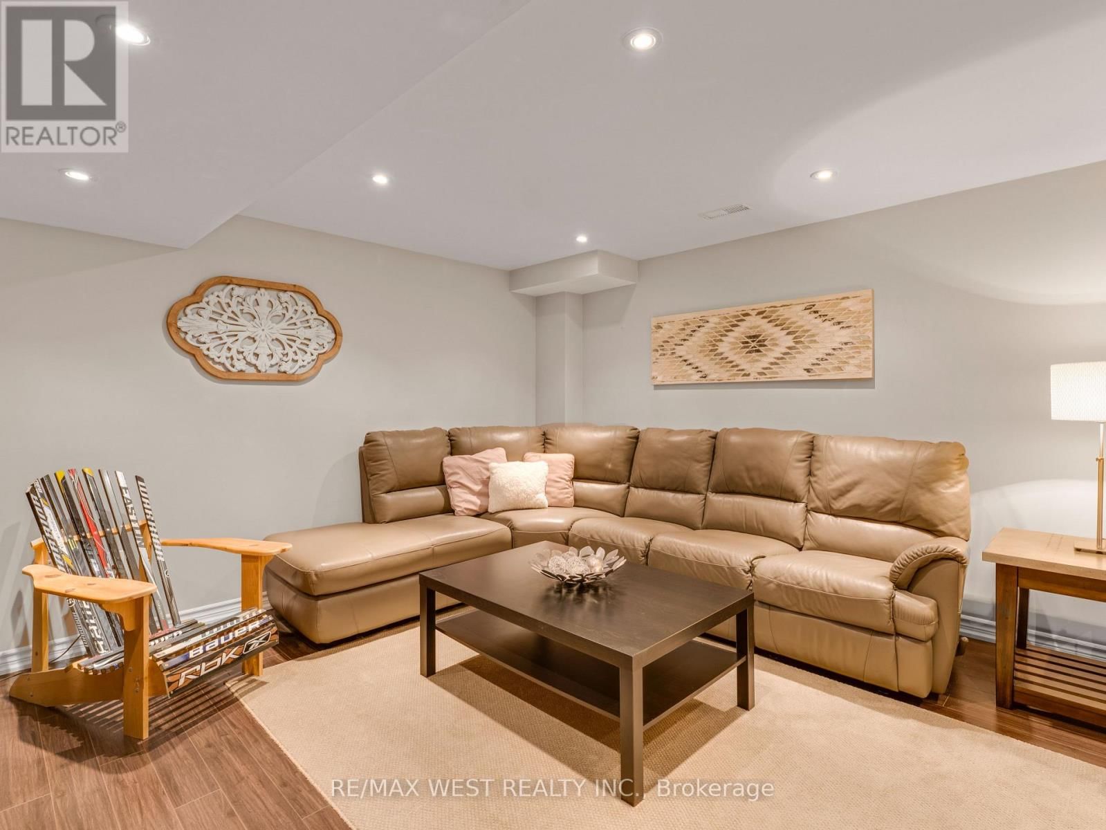 26 SHADY GLEN CRESCENT Image 39