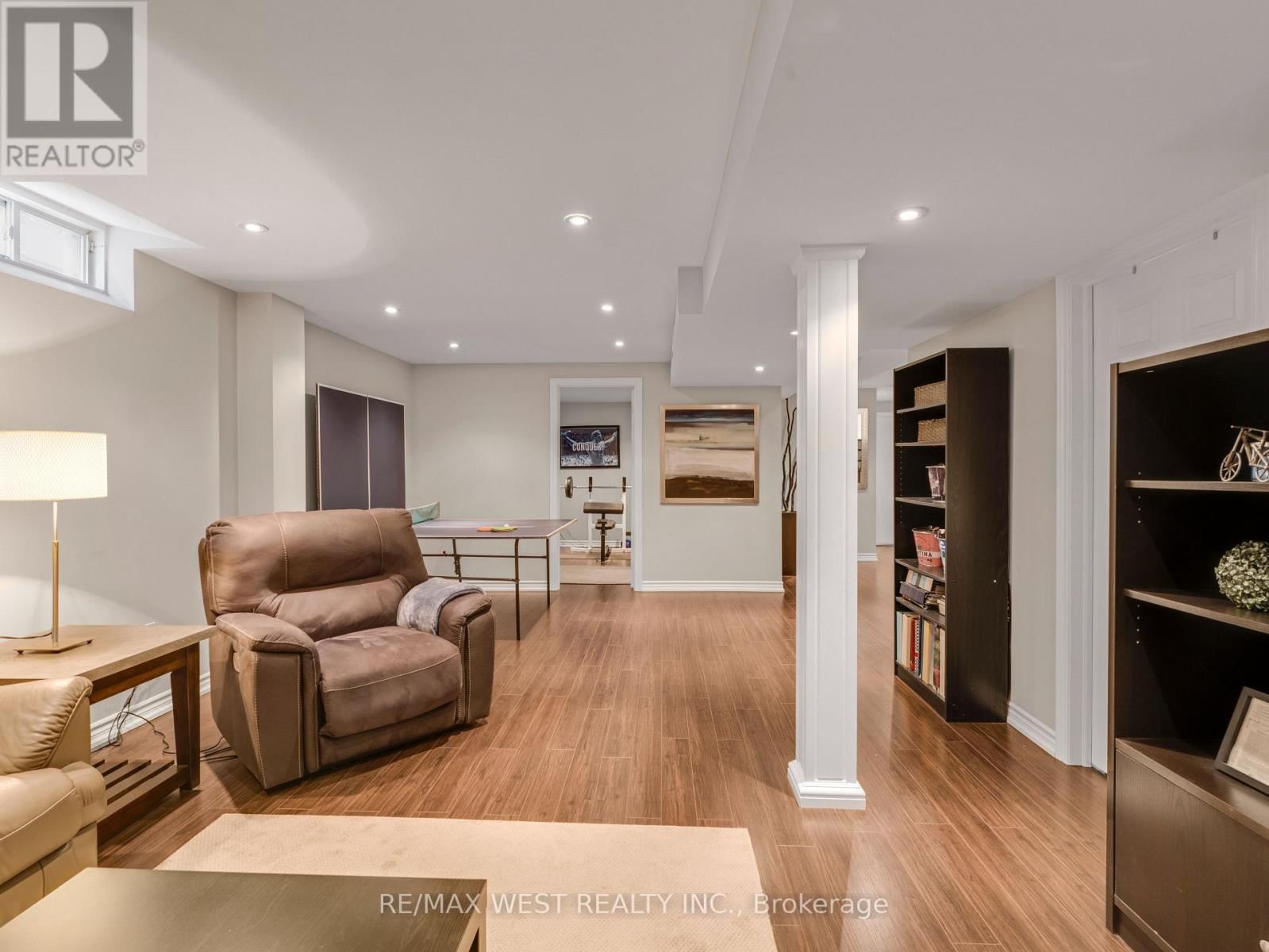 26 SHADY GLEN CRESCENT Image 40
