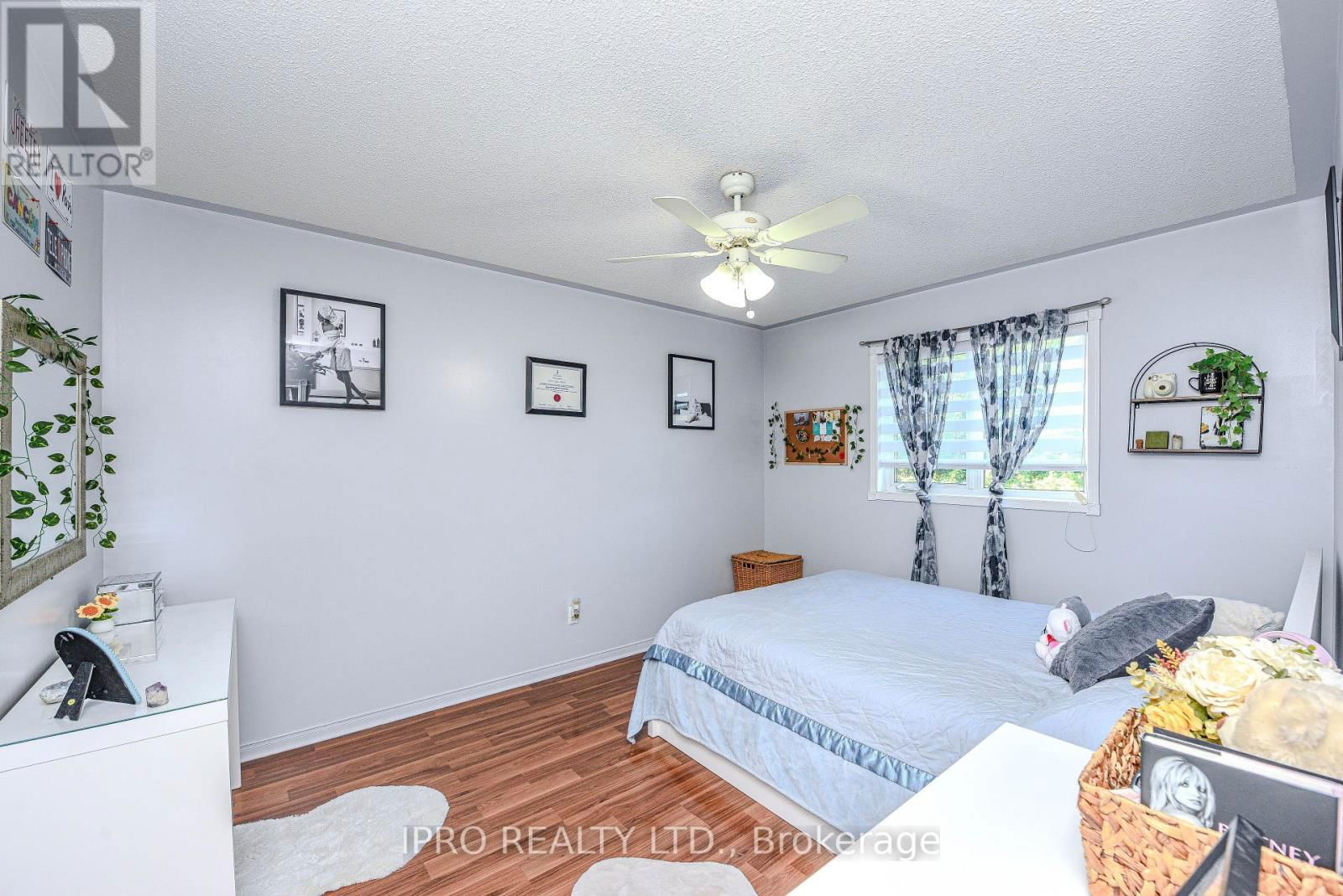5847 SIDMOUTH STREET Image 28