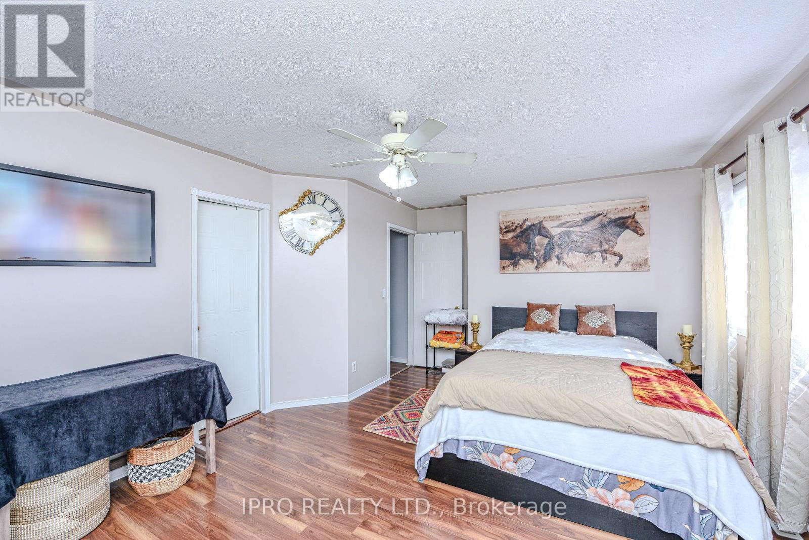 5847 SIDMOUTH STREET Image 37