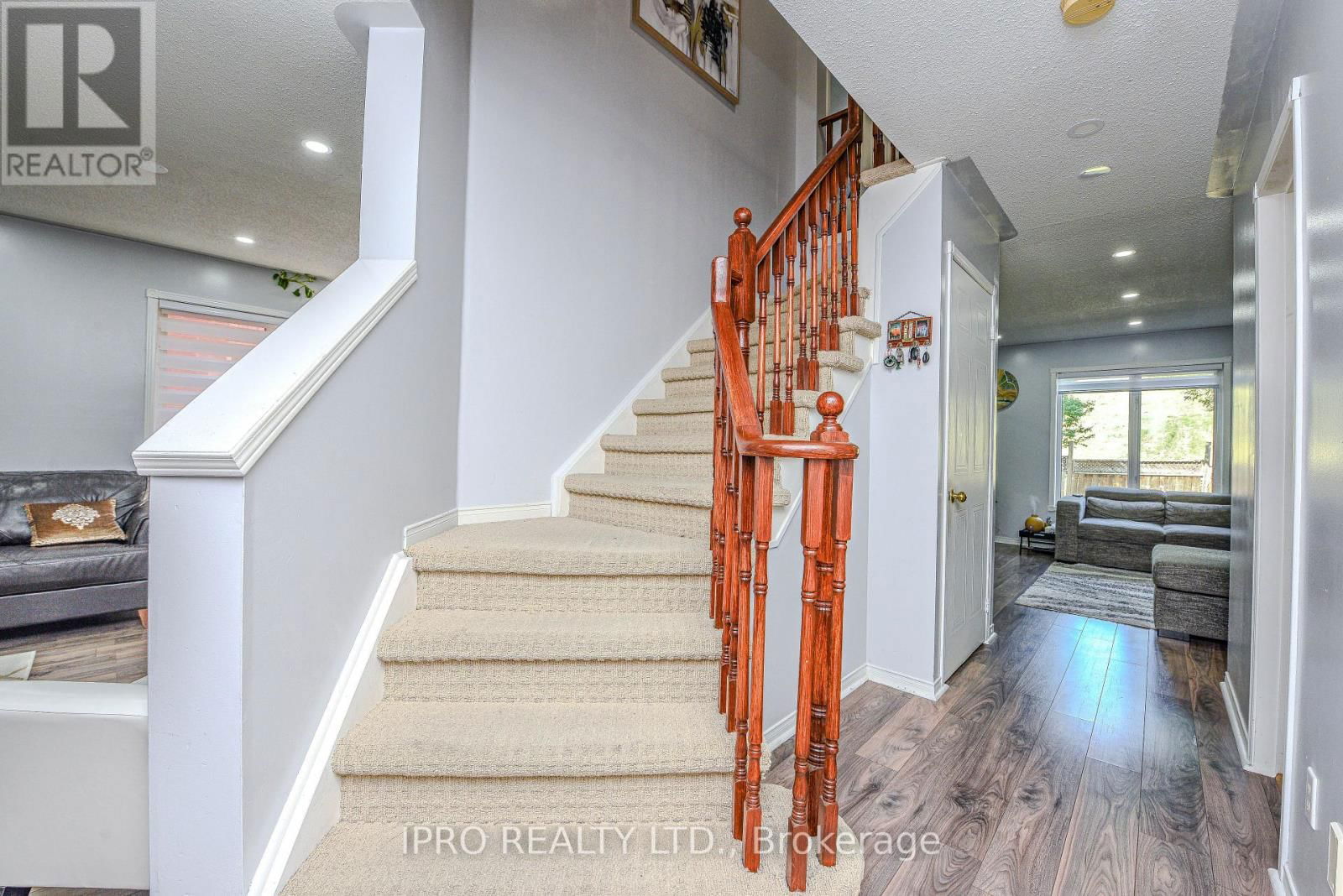5847 SIDMOUTH STREET Image 39
