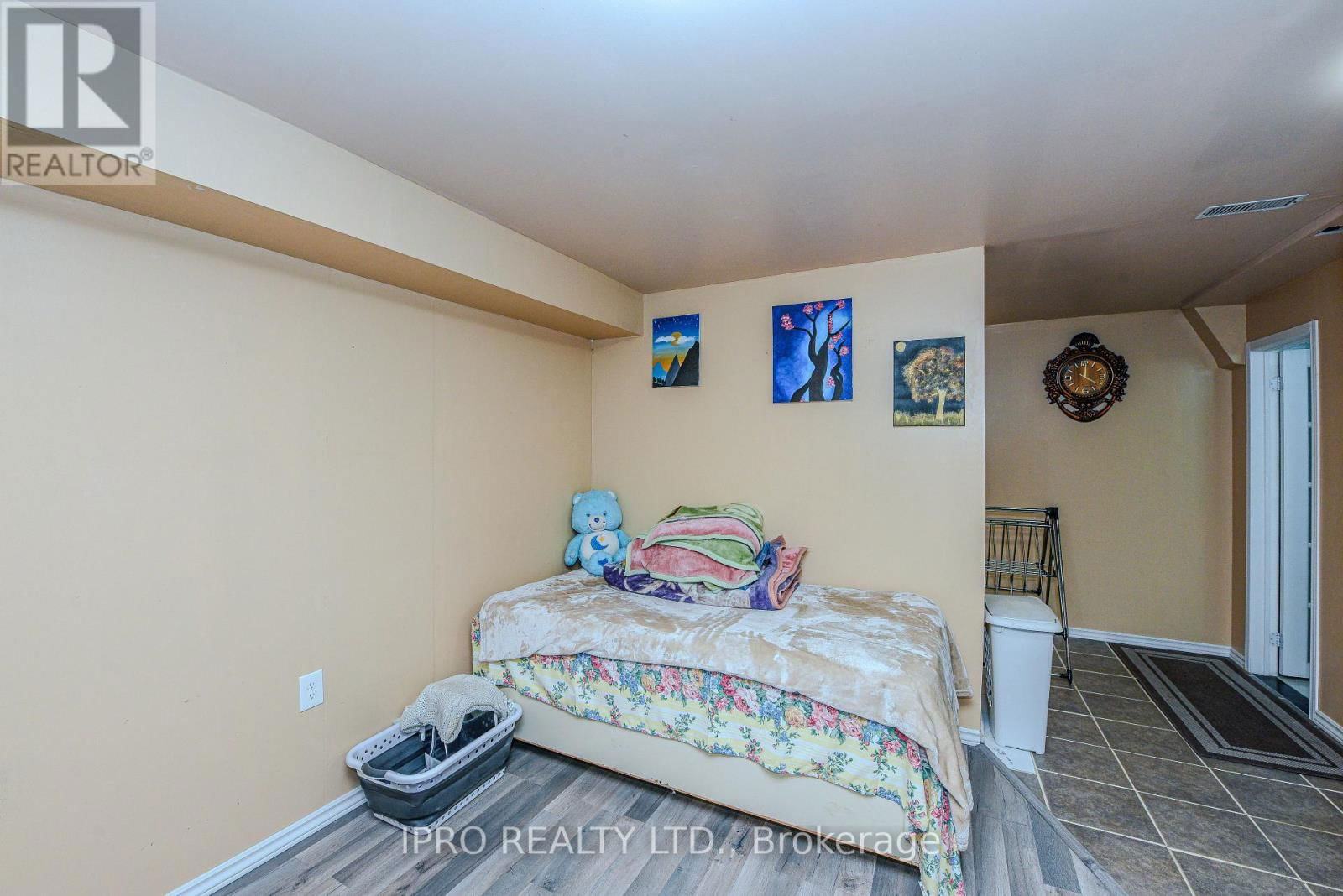 5847 SIDMOUTH STREET Image 45