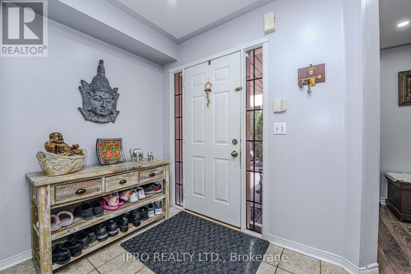 5847 SIDMOUTH STREET Image 9