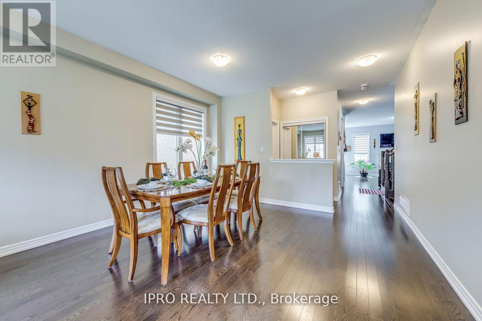 11 TRENTONIAN STREET Image 8