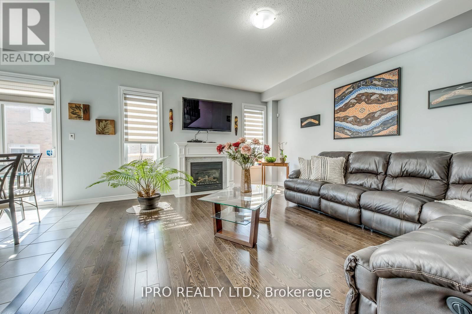 11 TRENTONIAN STREET Image 9
