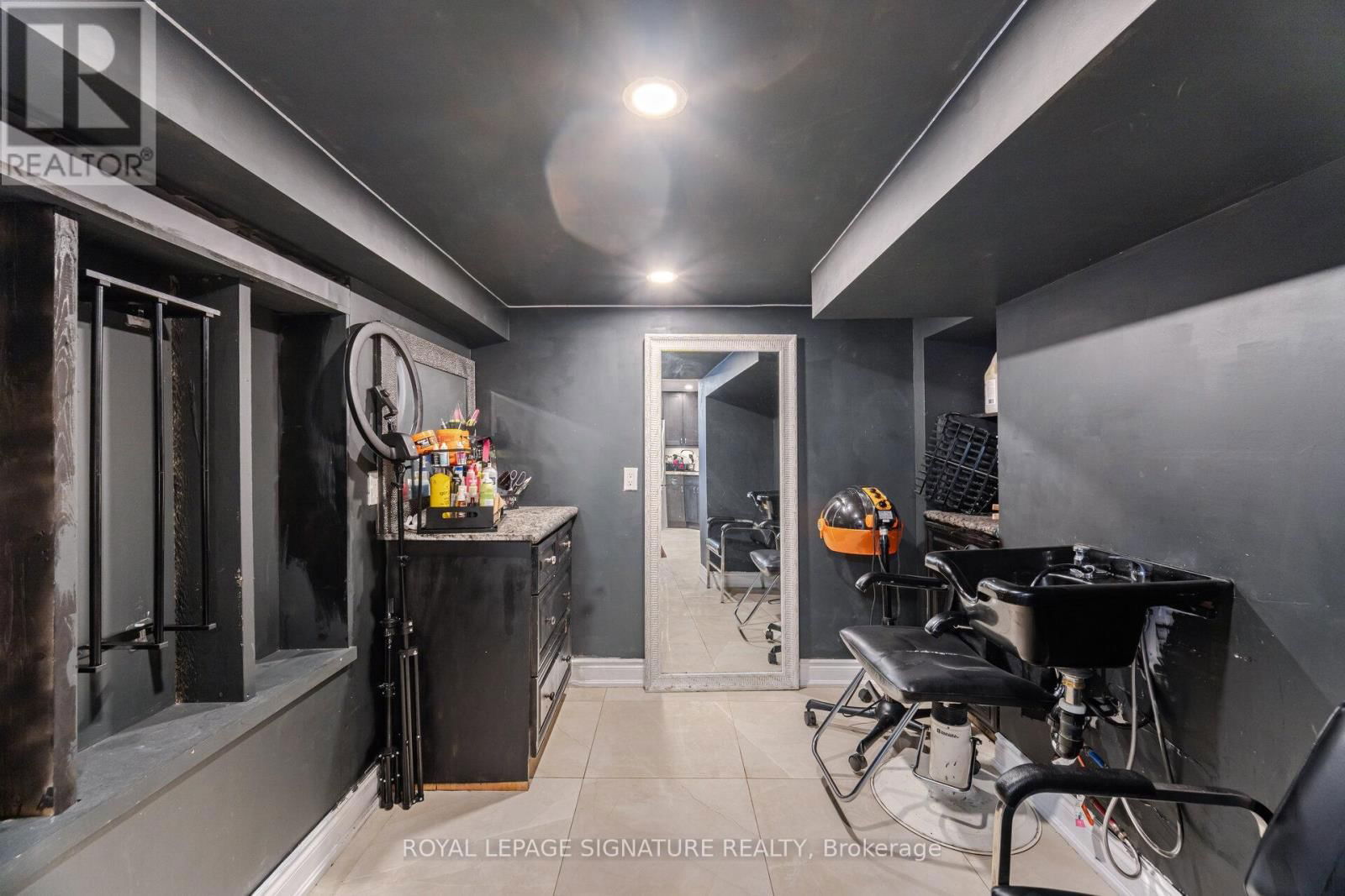 481 BRISDALE DRIVE Image 34