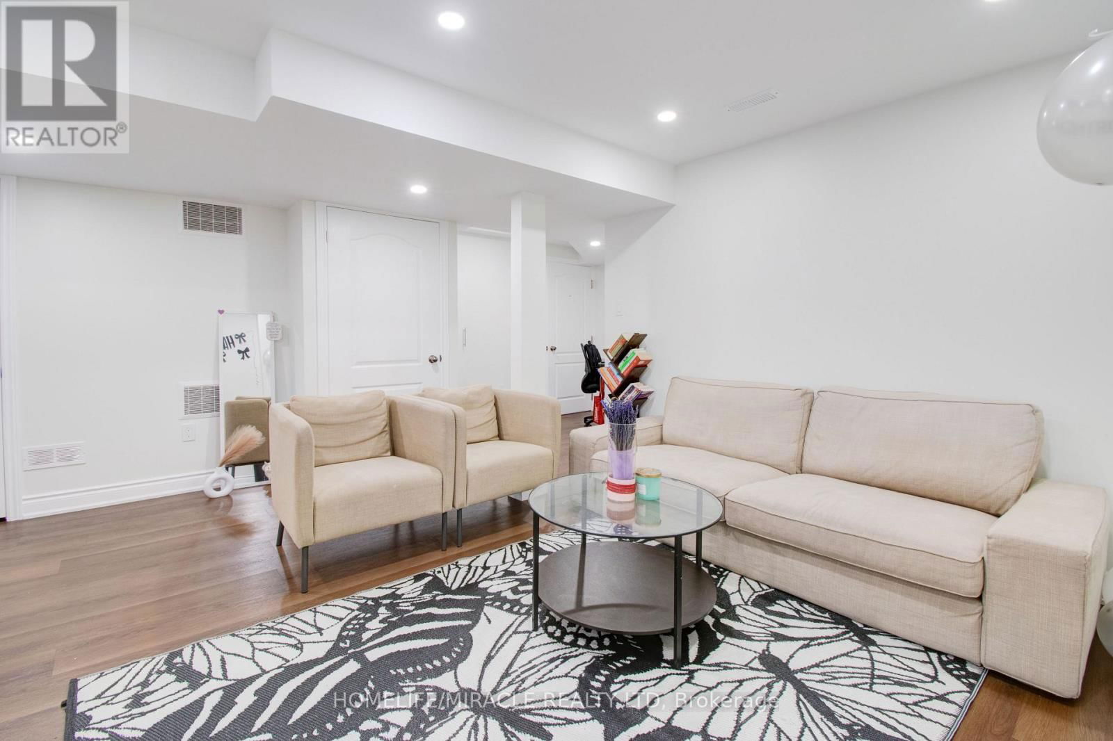 13 FANN DRIVE Image 35