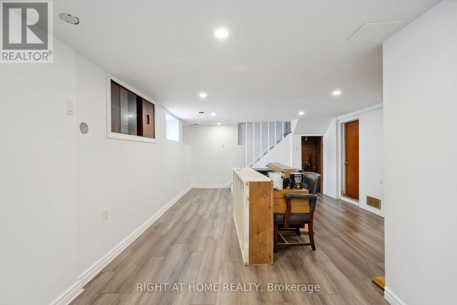 51 FREDERICK STREET SOUTH Image 21