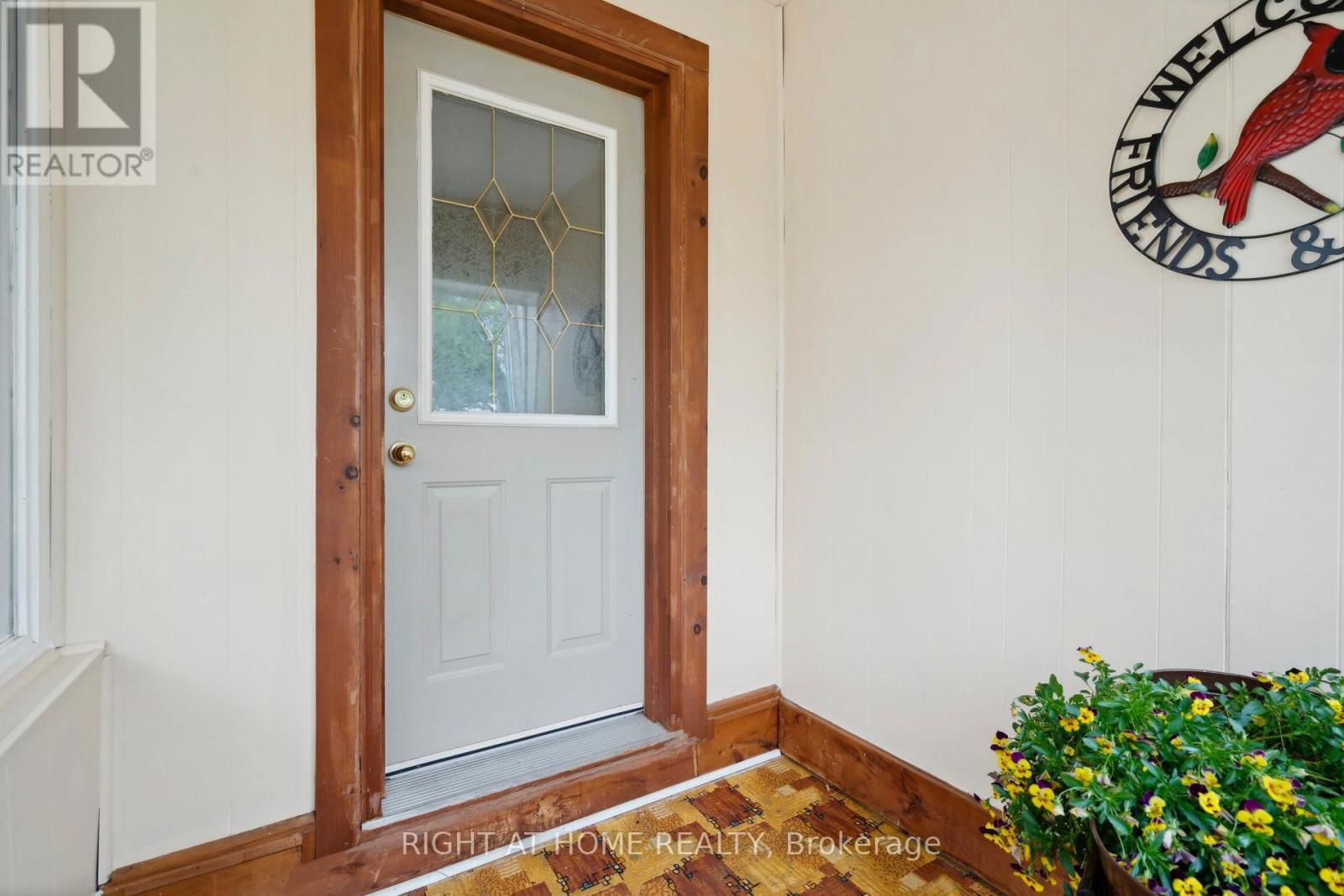 51 FREDERICK STREET SOUTH Image 4