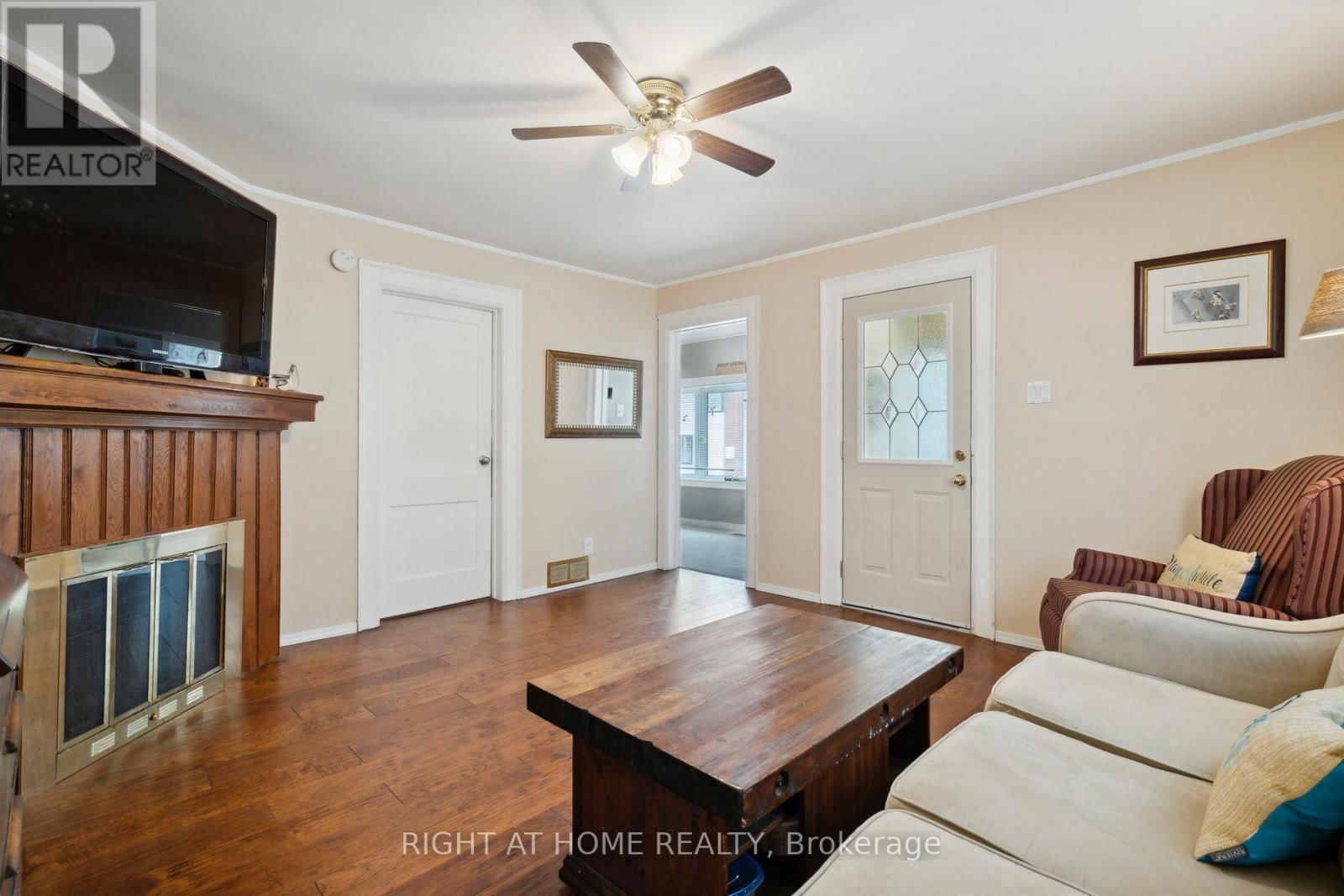 51 FREDERICK STREET SOUTH Image 7