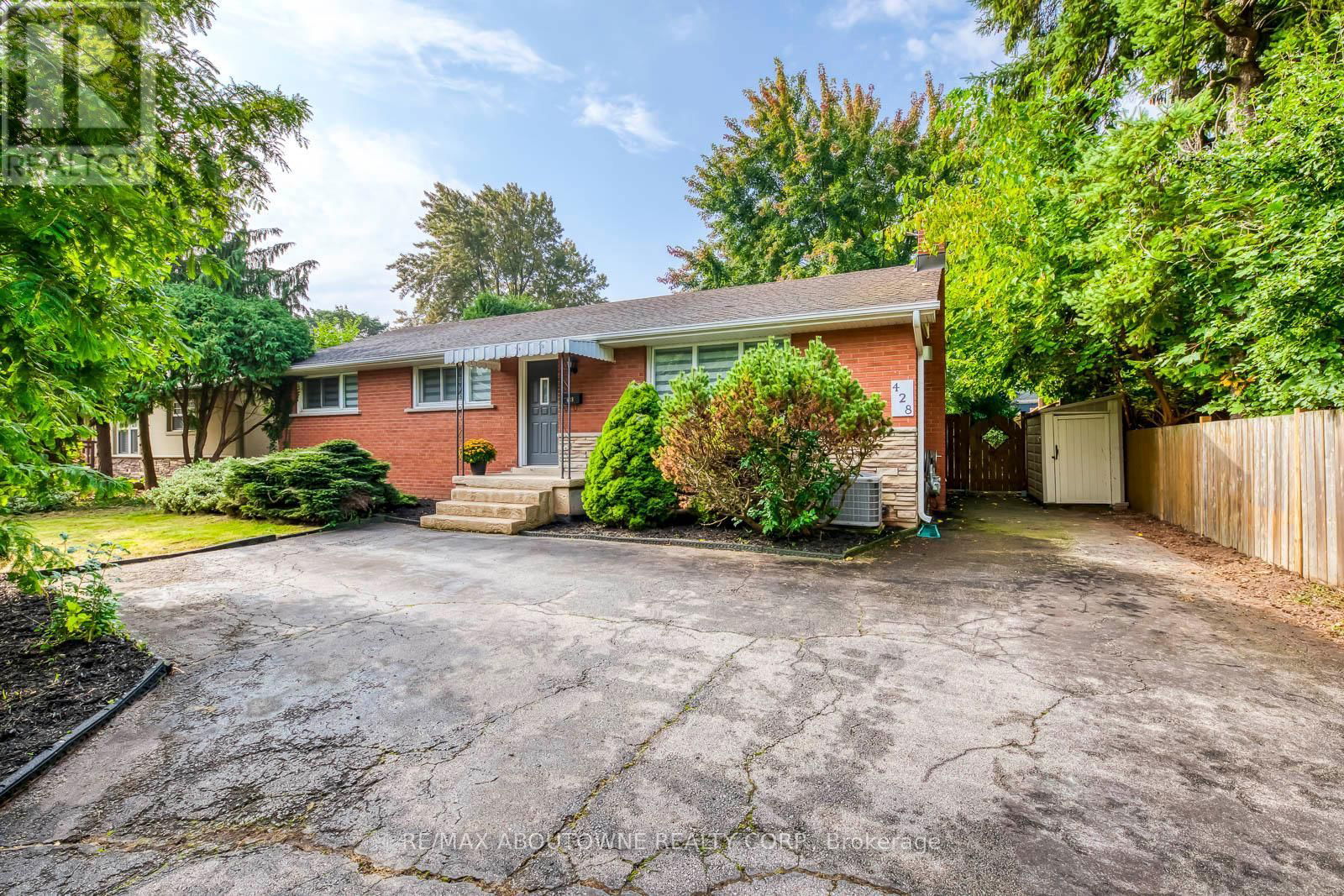 428 HENDERSON ROAD Image 1