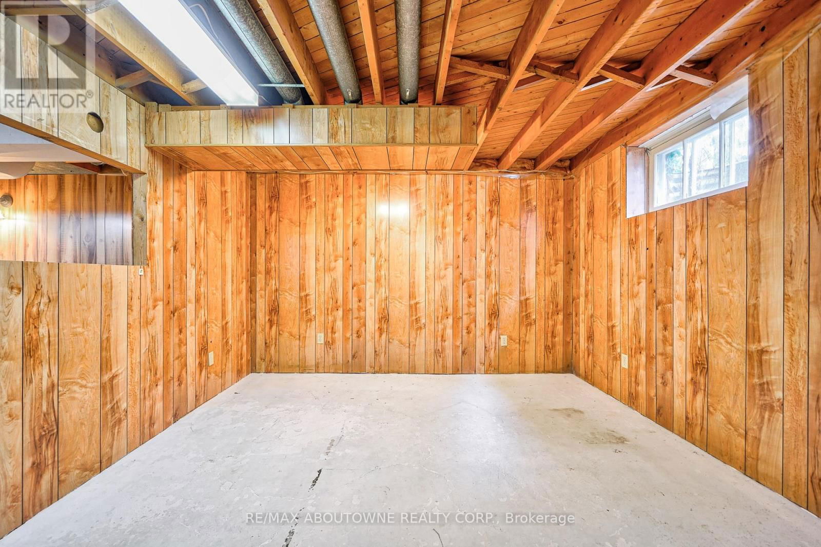 428 HENDERSON ROAD Image 41