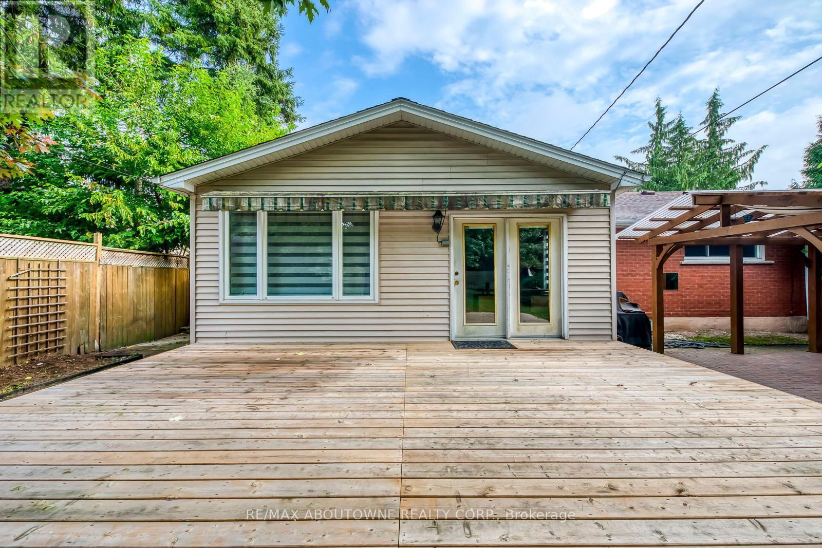 428 HENDERSON ROAD Image 46