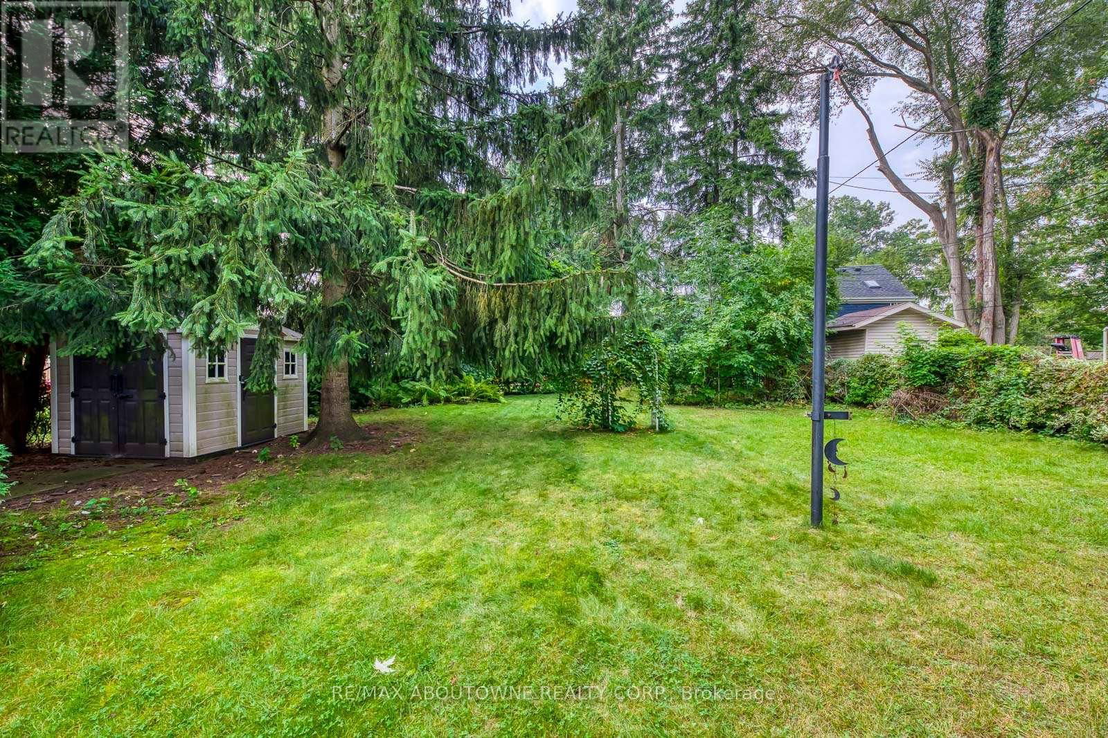428 HENDERSON ROAD Image 48