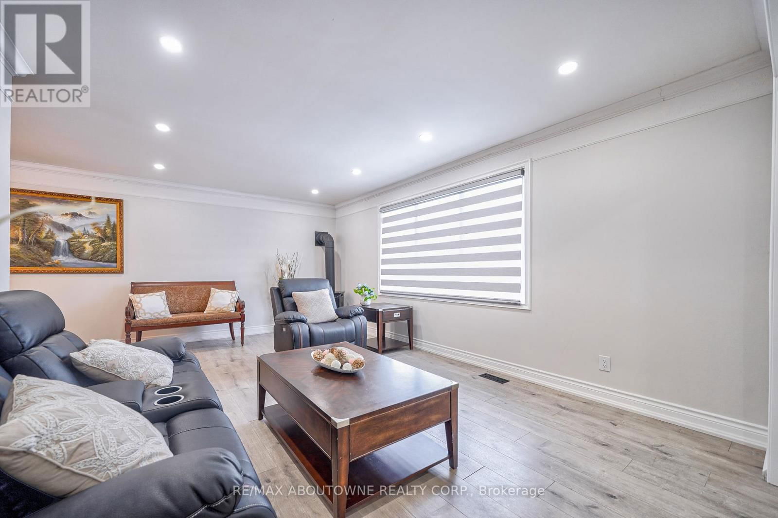 428 HENDERSON ROAD Image 7