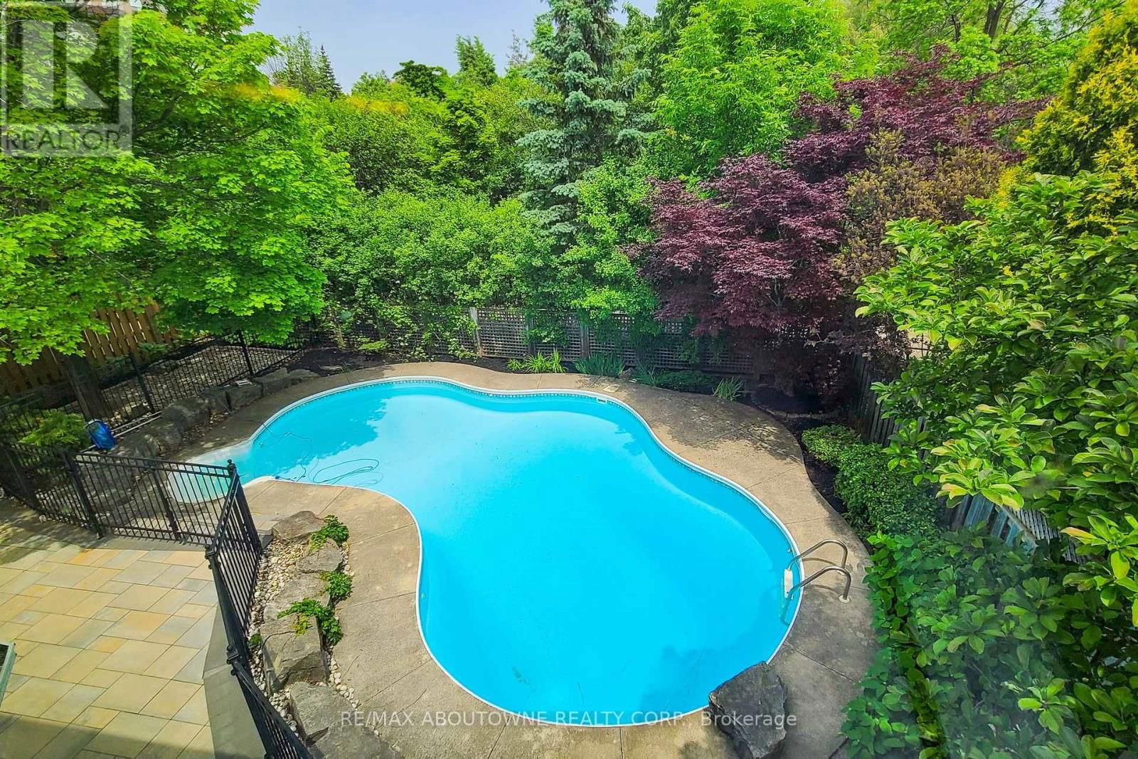 1385 GREENDALE TERRACE Image 30