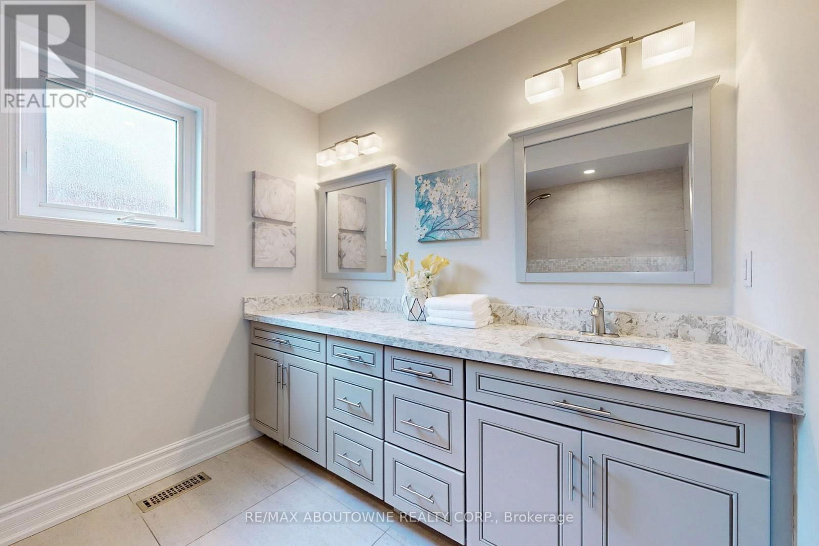 1385 GREENDALE TERRACE Image 35