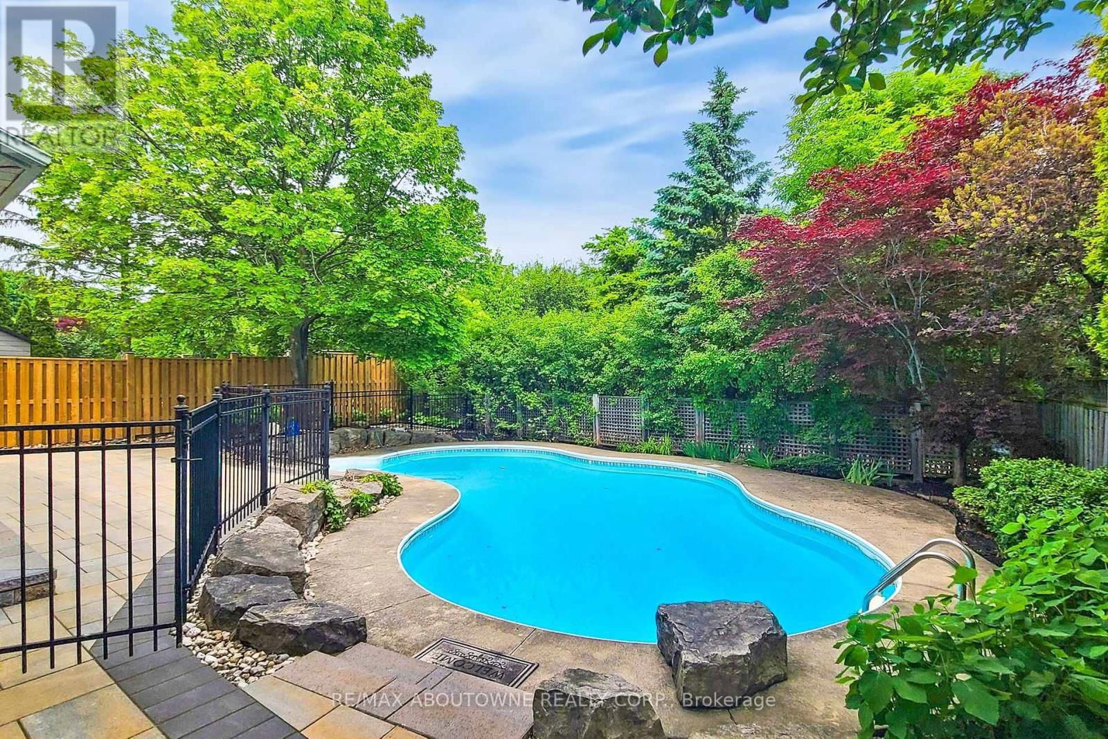 1385 GREENDALE TERRACE Image 47