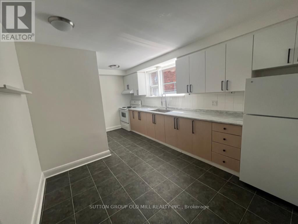 1 - 96 INDIAN ROAD CRESCENT Image 3