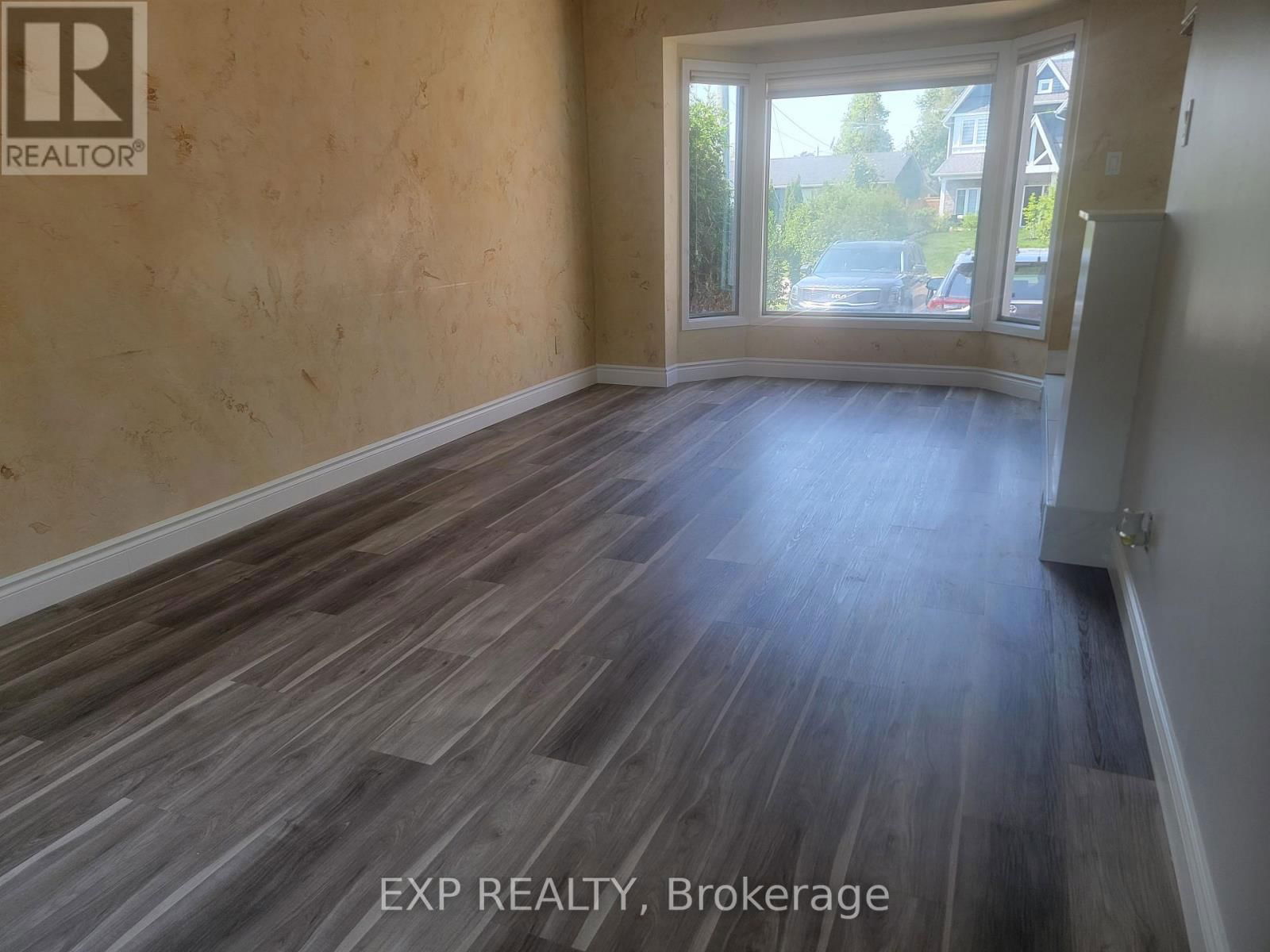 499 SHERIN DRIVE Image 19