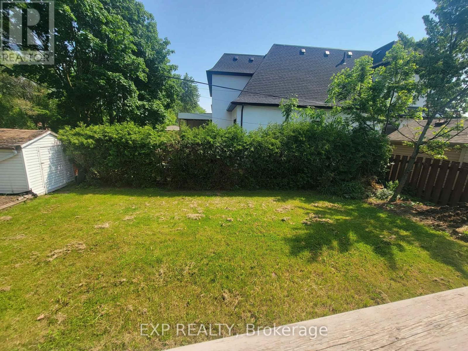 499 SHERIN DRIVE Image 28