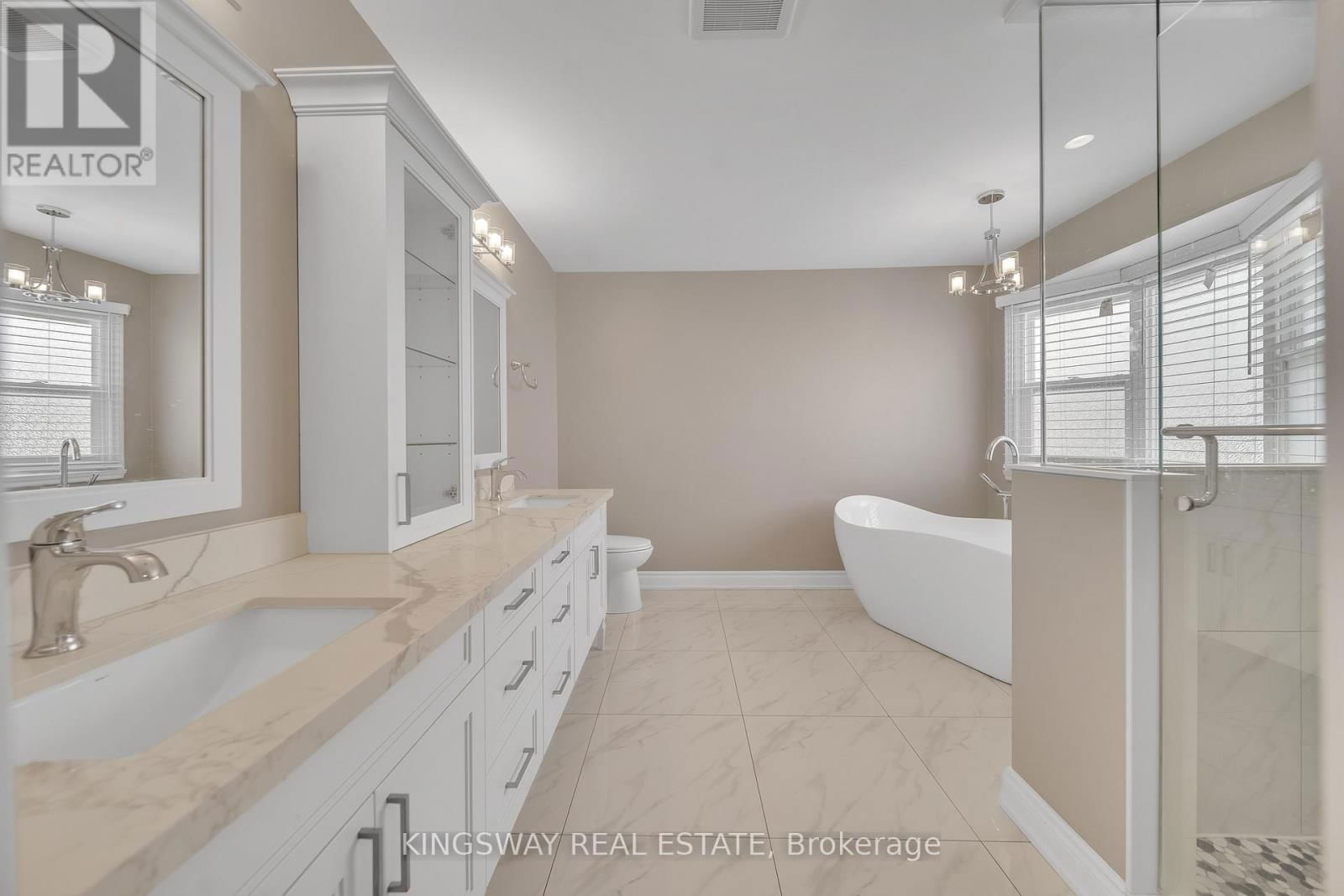 58 LEEWARD DRIVE Image 26