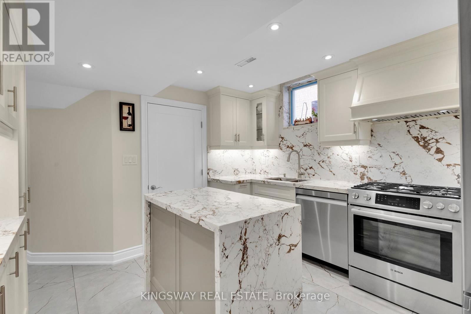 58 LEEWARD DRIVE Image 36