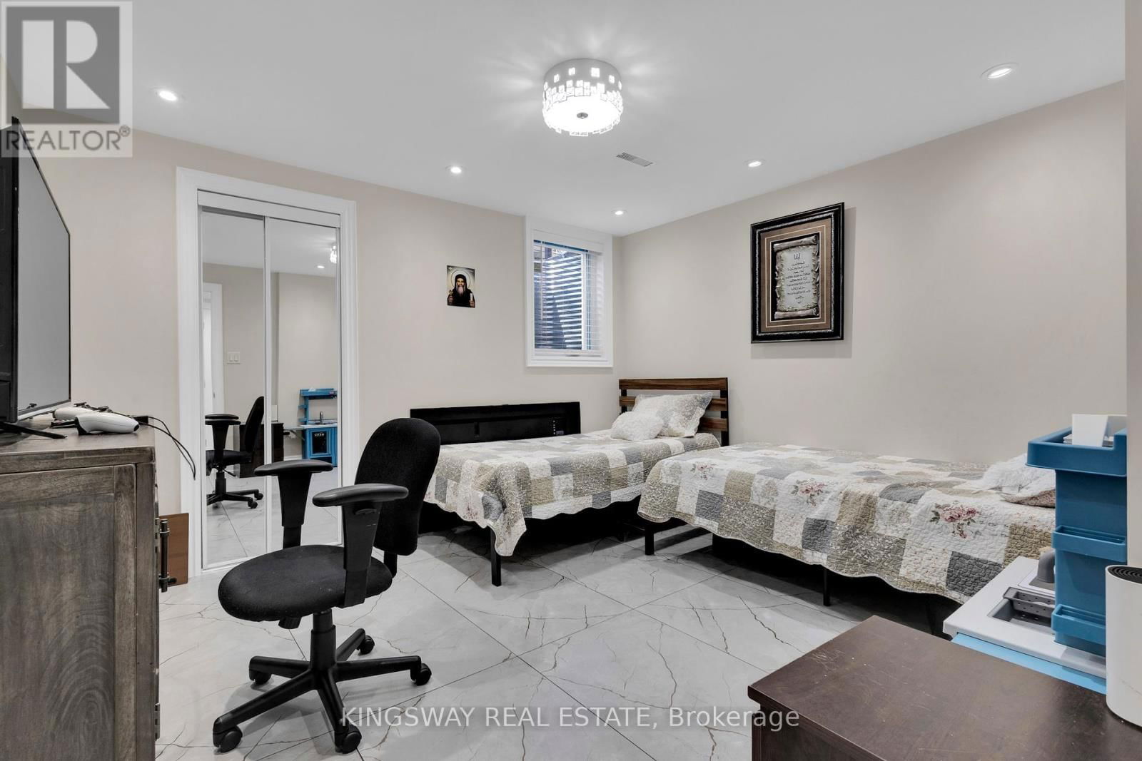 58 LEEWARD DRIVE Image 43