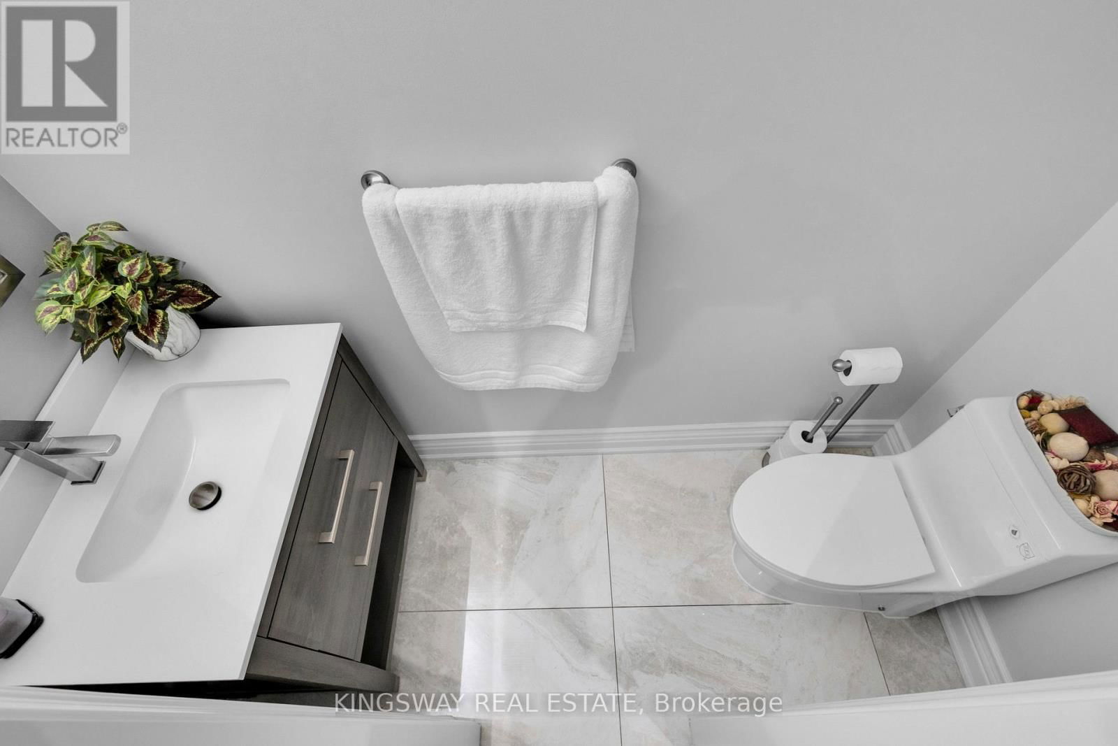 58 LEEWARD DRIVE Image 8